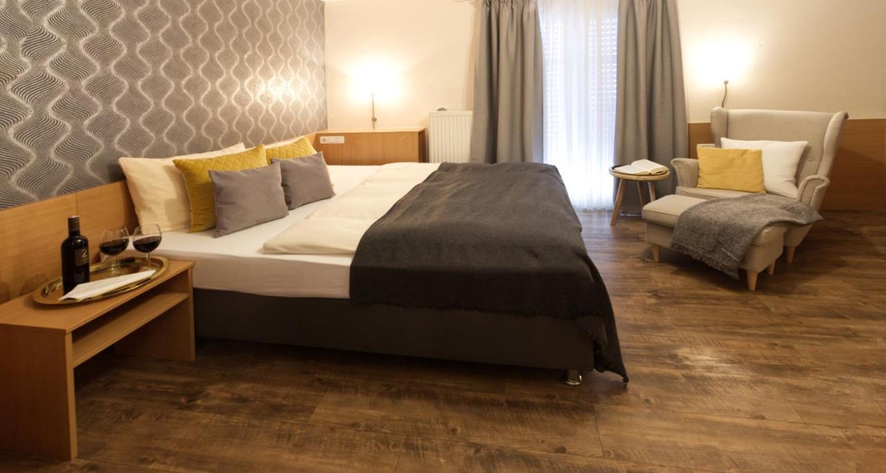 Gaestehaus Zehmerhof Bei Erding Walpertskirchen Esterno foto