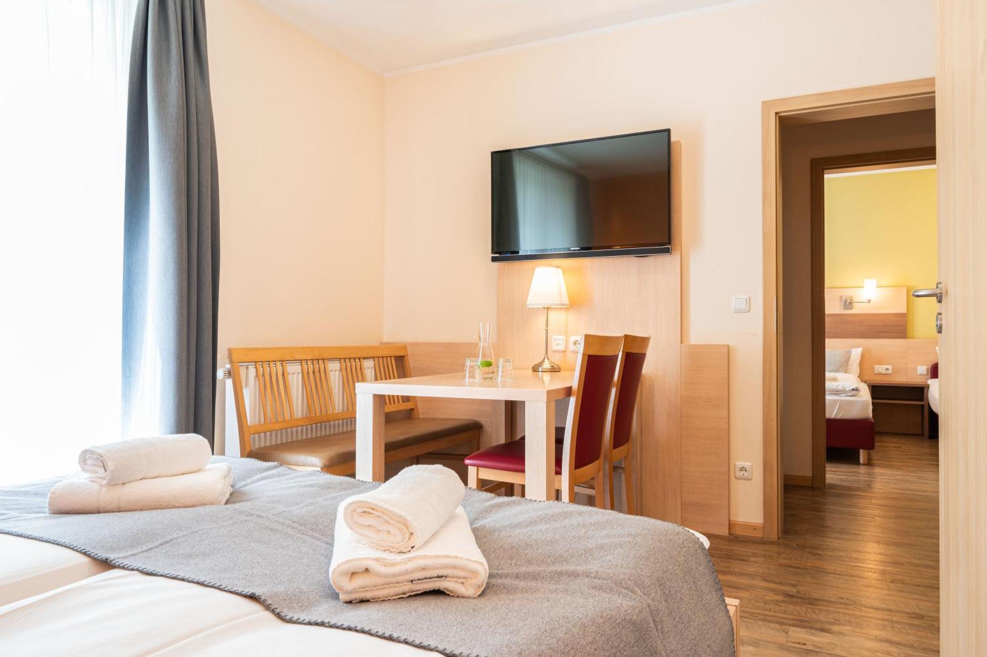Gaestehaus Zehmerhof Bei Erding Walpertskirchen Esterno foto