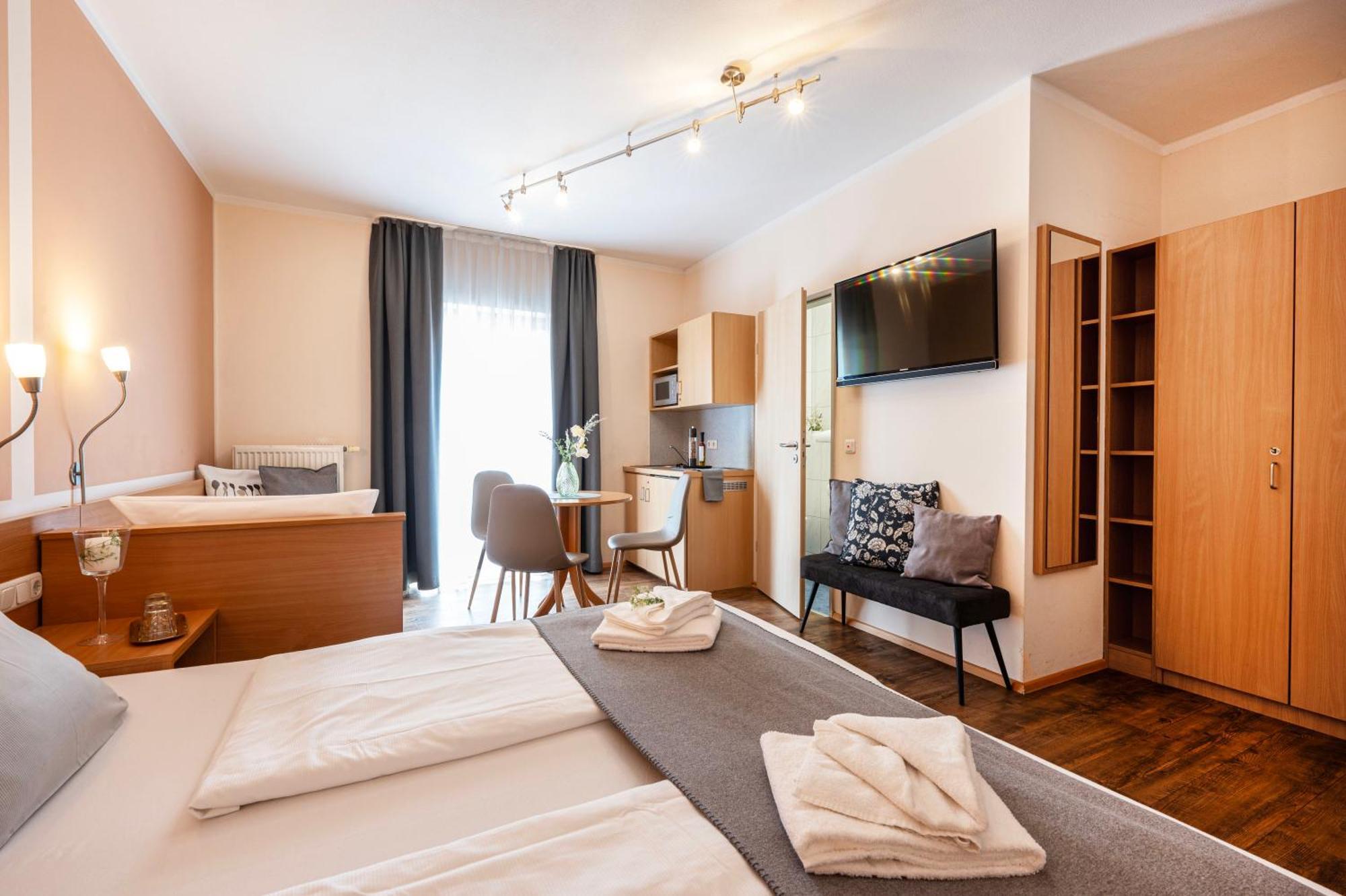 Gaestehaus Zehmerhof Bei Erding Walpertskirchen Esterno foto